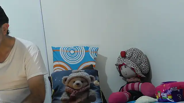 jeans and emma online show from 03-08-26, 01:33