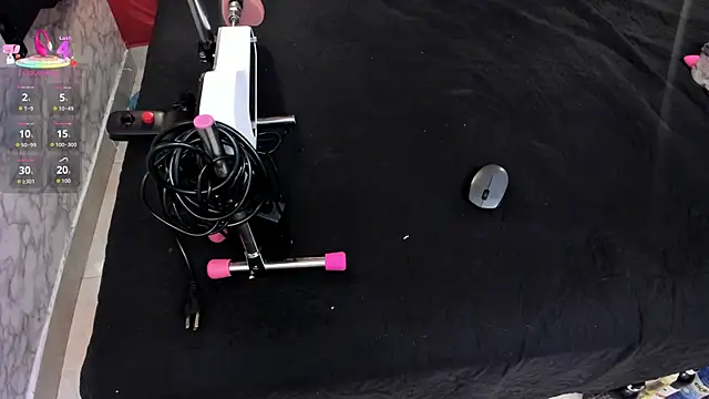 IVISBOUNCYASS online show from 04-13-26, 01:15