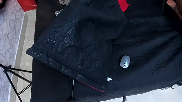 IVISBOUNCYASS online show from 02-24-26, 12:50