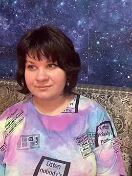 Lili Virginia online show from 02-17-25, 10:51