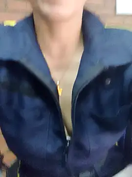 dulce 696 online show from 10-15-25, 07:11