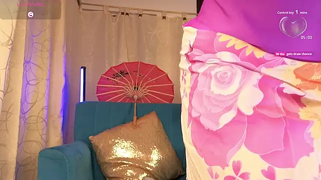 sophia dumont online show from 11-13-25, 09:08