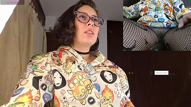 sophia dumont online show from 11-29-25, 01:06