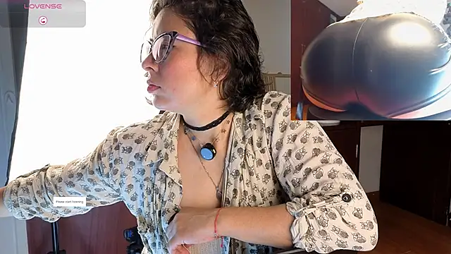 sophia dumont online show from 11-19-25, 10:21