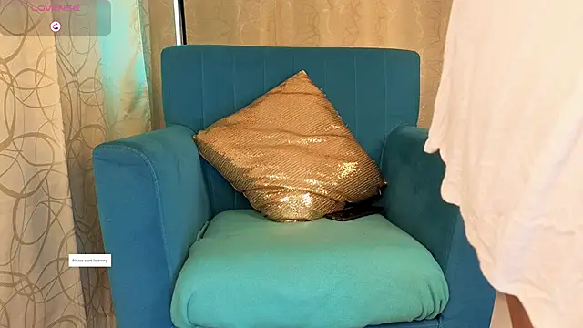 sophia dumont online show from 11-26-25, 01:16