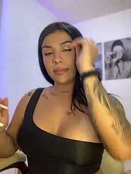 Snapshot of tinalove7 chatting on 07-25-26, 12:40 tinalove7 online show from 07-25-26, 12:40