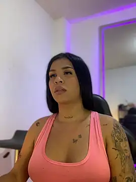 Snapshot of tinalove7 chatting on 05-17-26, 01:16 tinalove7 online show from 05-17-26, 01:16
