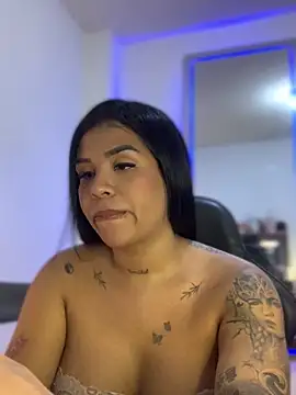 Snapshot of tinalove7 chatting on 05-28-26, 10:26 tinalove7 online show from 05-28-26, 10:26