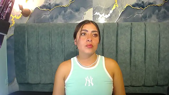 Snapshot of Emmaa_dia chatting on 10-22-25, 02:44 Emmaa dia online show from 10-22-25, 02:44