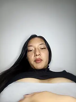 Snapshot of CuteHarper chatting on 03-18-25, 01:35 CuteHarper online show from 03-18-25, 01:35