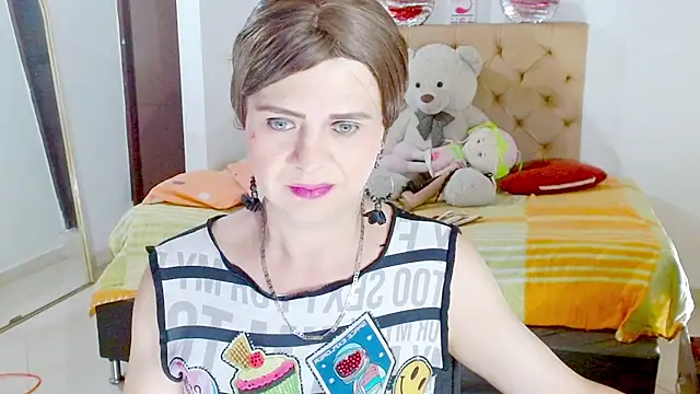 Snapshot of Dolldirtyxxx chatting on 07-25-26, 05:48 Dolldirtyxxx online show from 07-25-26, 05:48