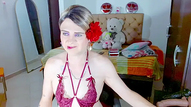 Snapshot of Dolldirtyxxx chatting on 07-26-26, 05:14 Dolldirtyxxx online show from 07-26-26, 05:14