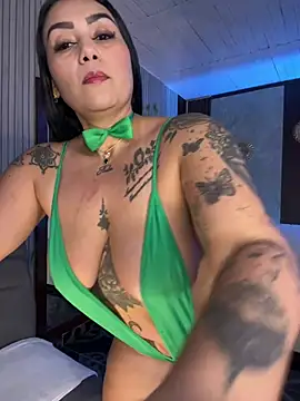 Madissonlove 1 online show from 04-18-26, 03:42