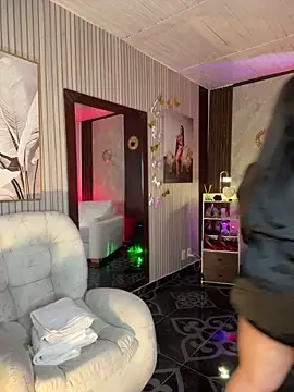 Madissonlove 1 online show from 06-04-26, 12:26
