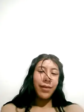 Snapshot of naisha_837 chatting on 03-05-25, 08:54 naisha 837 online show from 03-05-25, 08:54