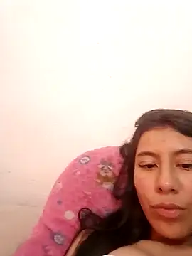 Snapshot of naisha_837 chatting on 02-26-25, 03:35 naisha 837 online show from 02-26-25, 03:35
