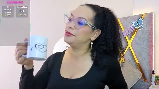 Cintiia Holmes online show from 02-06-26, 11:34