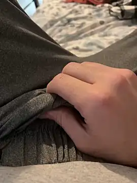 Snapshot of Funtims999 chatting on 02-18-25, 09:31 Funtims999 online show from 02-18-25, 09:31