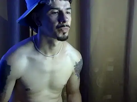 venusfranco 94 online show from 04-15-26, 07:36