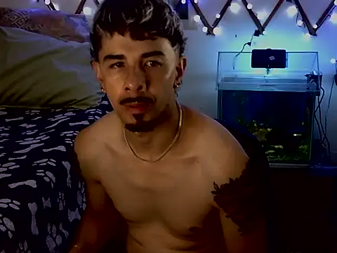 venusfranco 94 online show from 04-15-26, 08:09