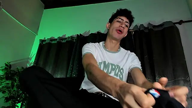 NovaaWheler online show from 03-12-26, 11:58