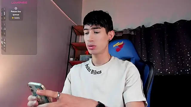 NovaaWheler online show from 01-17-26, 02:42