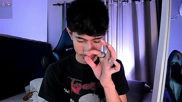 NovaaWheler online show from 09-25-25, 04:57