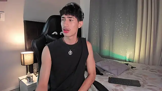 NovaaWheler online show from 09-18-25, 09:29