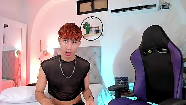 NovaaWheler online show from 03-17-25, 08:07