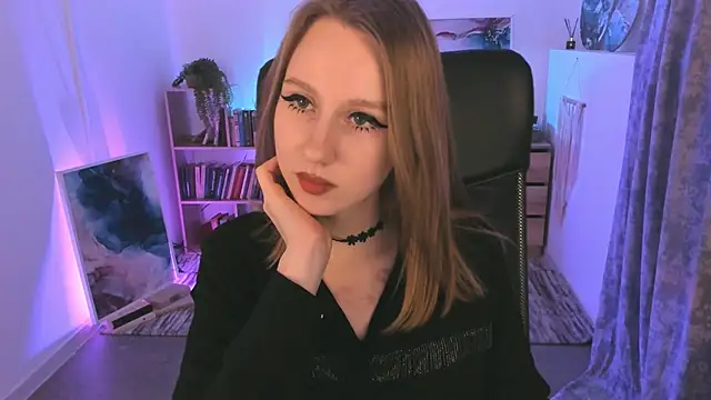 DariaTate online show from 03-18-25, 09:21