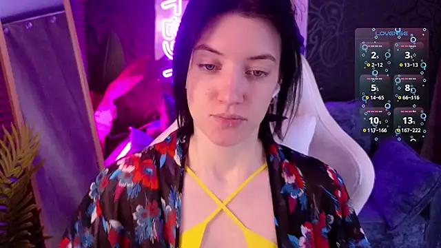 roxy riot  online show from 12-23-25, 01:27