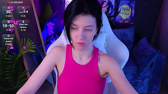 roxy riot  online show from 10-28-25, 01:28