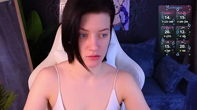 roxy riot  online show from 03-07-26, 01:23