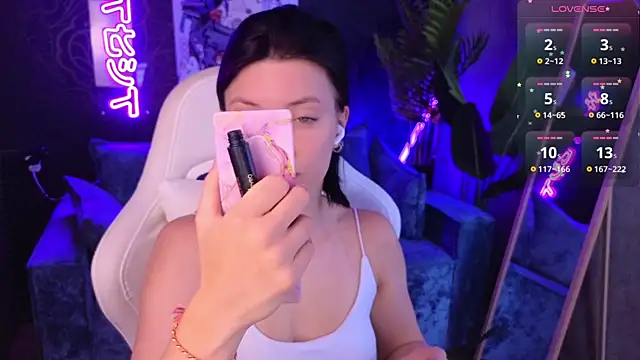 roxy riot  online show from 03-28-26, 01:28