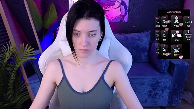 roxy riot  online show from 11-27-25, 01:28