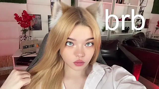 AdeleCartier online show from 02-27-25, 03:40