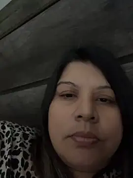 Snapshot of amanirose945 chatting on 04-29-26, 10:27 amanirose945 online show from 04-29-26, 10:27