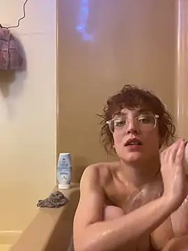 Snapshot of grassXass420 chatting on 03-21-25, 12:07 grassXass420 online show from 03-21-25, 12:07