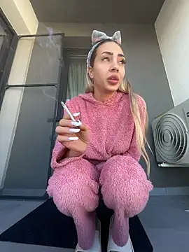 Snapshot of BonyBon29 chatting on 02-10-26, 07:29 BonyBon29 online show from 02-10-26, 07:29