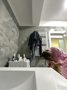 BonyBon29 online show from 10-25-25, 05:17