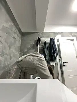 BonyBon29 online show from 10-27-25, 06:03