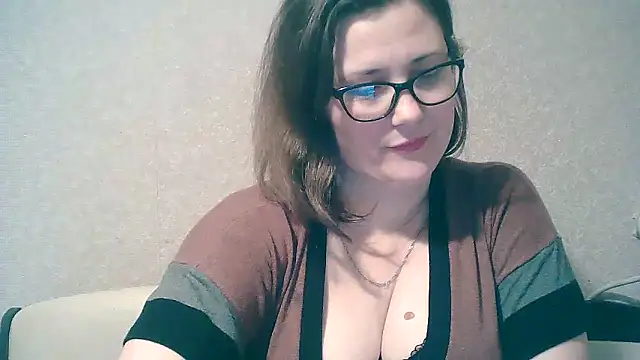 Snapshot of MerryLaCherry chatting on 02-05-25, 01:37 MerryLaCherry online show from 02-05-25, 01:37