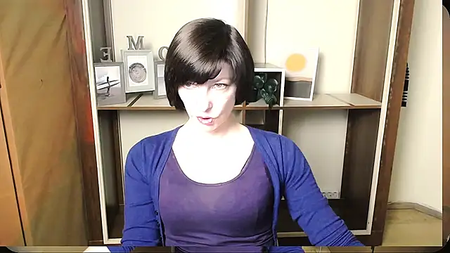 Snapshot of _AngeliaFlow_ chatting on 06-01-26, 08:03 AngeliaFlow online show from 06-01-26, 08:03