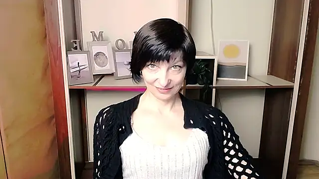  AngeliaFlow  online show from 03-17-26, 09:34