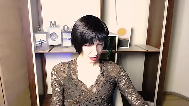  AngeliaFlow  online show from 11-29-25, 08:14