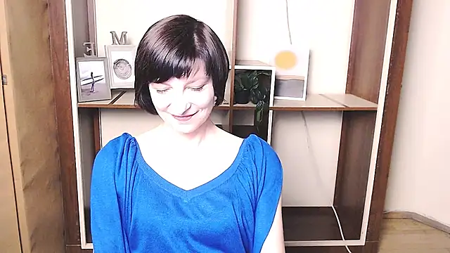 Snapshot of _AngeliaFlow_ chatting on 04-20-26, 12:08 AngeliaFlow online show from 04-20-26, 12:08