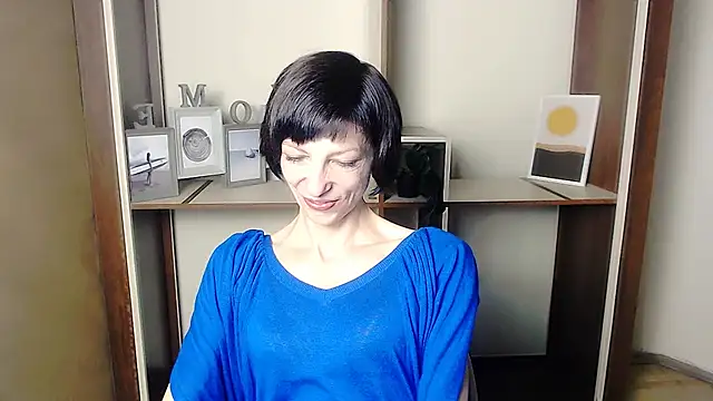 Snapshot of _AngeliaFlow_ chatting on 09-20-25, 07:13 AngeliaFlow online show from 09-20-25, 07:13