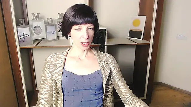 Snapshot of _AngeliaFlow_ chatting on 09-17-25, 06:15 AngeliaFlow online show from 09-17-25, 06:15