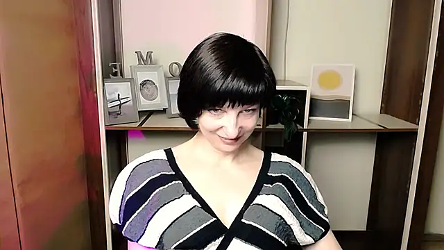  AngeliaFlow  online show from 03-18-26, 09:01