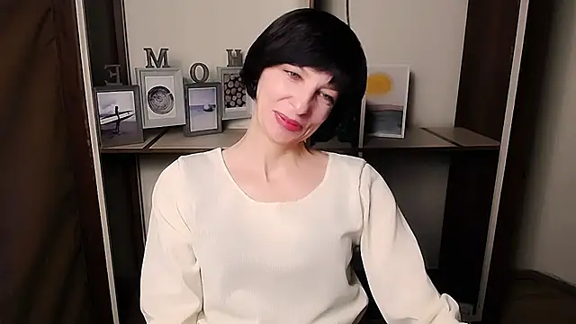  AngeliaFlow  online show from 01-18-26, 01:25